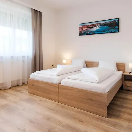 Апартаменты - Ihr Erstklassiges Zuhause Fernab Von Zuhause Грац